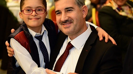 Çınar, Hayatı Paylaşınca Aramızda Hiçbir Engel Yok