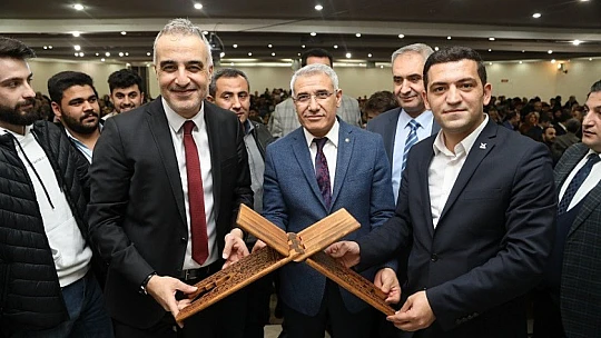 'Hikayelerle Anadolu İrfanı' Konferansı Yoğun İlgi Gördü