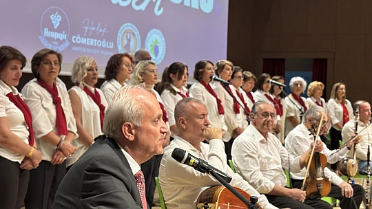 Arapgir'de Babalar Günü Coşkusu 'Ozanca Türküler' Konseriyle Taçlandı