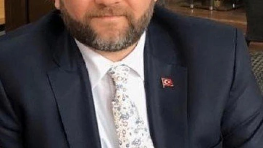 Malatyalı Genç İş Adamından Siperlik ve Maske Desteği