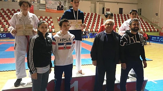 ANALİG Karate Çeyrek Final Müsabakaları Muş'ta Yapıldı