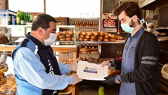 Malatya Büyükşehir Belediyesi'nden Fırıncılara Maske Dağıtımı