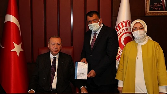 Cumhurbaşkanı Recep Tayyip Erdoğan, Gürkan Ve Çalık'ı Kabul Etti