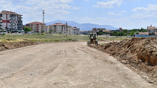 Melekbaba Mahallesinde'ki Değişim Hizmetlerine Devam Ediyor