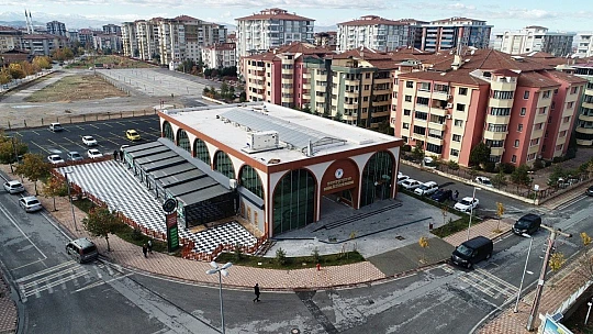 'Milletimize Hizmet Etmenin Aşkıyla Hiç Durmadan Çalışıyoruz'