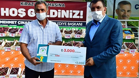 Çınar, Dalbastı Kirazımız Yeşilyurt'un En Önemli Simgesidir
