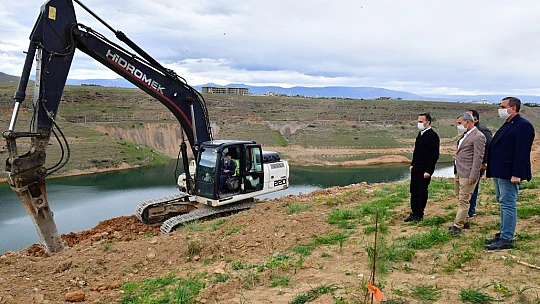Çınar, Millet Bahçesini Yeşilyurt'a Kazandıracak Olmanın Heyecanını Yaşıyoruz