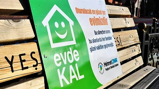 Yeşilyurt Belediyesi 'Evde Kal' Çağrısını Park Alanlarına Taşıdı