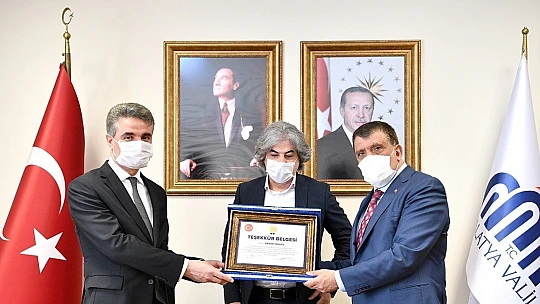 Vali Baruş, Ve Başkan Gürkan'dan Maske Üreten Firmalara Teşekkür