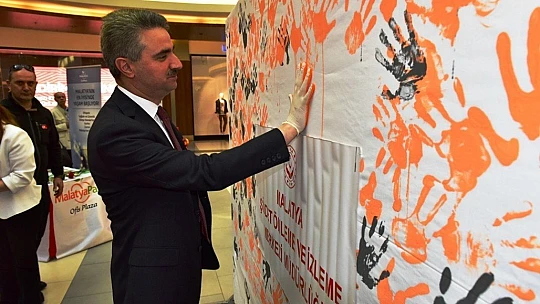 Vali Baruş, 'Kadın Jandarmalar' Temalı Fotoğraf Sergisinin Açılış Törenine Katıldı