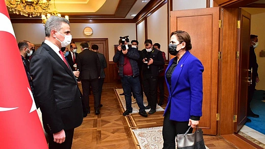 Cumhuriyet Bayramı Resmi Geçit Töreni Gerçekleştirildi