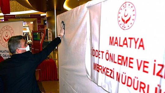 Malatya'da Çeşitli Etkinliklerle Kadına Yönelik Şiddete Karşı Dikkat Çekildi