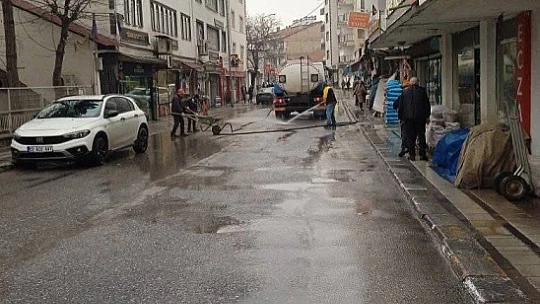 Başkan M. Şerif Yıldırım Çalışıyor, Hekimhan Güzelleşiyor