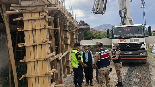 Şehit Ailesine Jandarmadan Destek Geldi