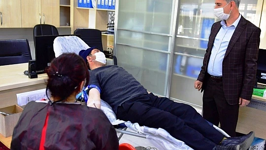 Yeşilyurt Belediyesi Personellerinden Kan Bağışı