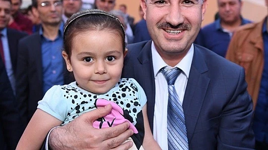 Yeşilyurt Belediyesi'nden '81 İl'de 81 Okula Kayısı' Hediyesi