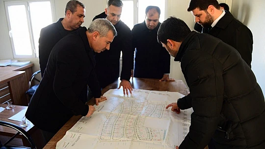 Başkan Çınar, Yeşil Yaka Konutlarındaki Çalışmaları İnceledi