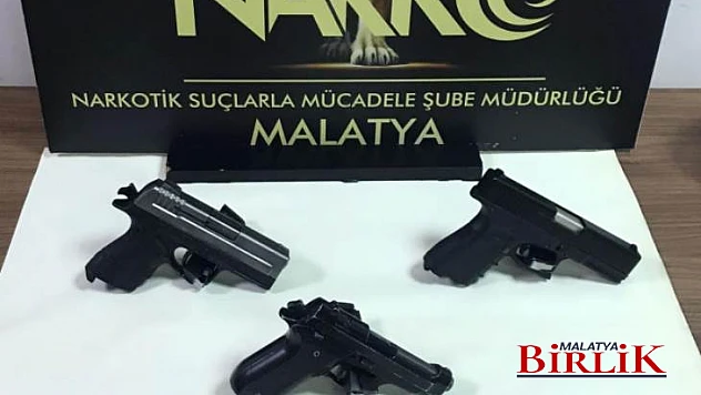 3 Adet Tabanca Ele Geçirildi