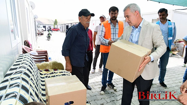 8 Bin Koli Gıda ve Hijyen Seti, 300 Adet Çocuk Kıyafeti ve 12 Ton Hayvan Yemini Depremzedelerle Buluşturuyoruz