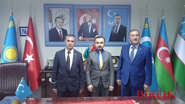 ABP'Lİ Yalçın'dan Doğu Türkistan Cumhurbaşkanıyla Birlikte!