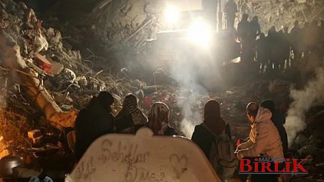 Acı Büyüyor. Hayatını kaybedenlerin sayısı 12391'e yükseldi.