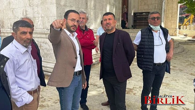 Ağbaba, Yeni Cami'de Yapılan Düzenleme Camiyi Çevreden Koparıyor