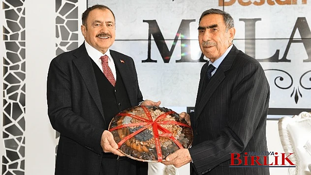 AK Parti Milletvekili Veysel Eroğlu Büyükşehir Belediyesini Ziyaret Etti