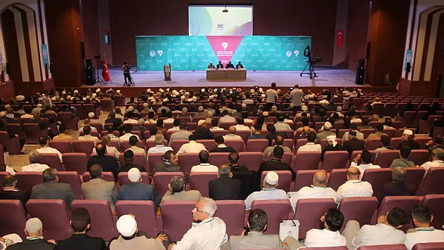 Alimler Buluşması'nda Gazze Ve Filistin'in Ancak Cihatla Özgür Olacağına Dikkat Çekildi