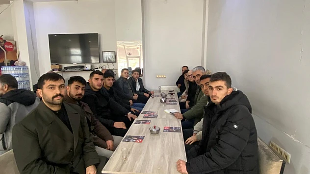 Anahtar Parti Battalgazi İlçe Başkanlığı Gençlerle Eski Malatya'da Buluştu