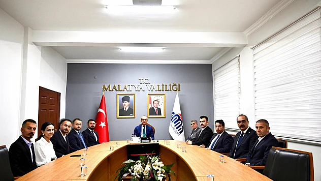 Anahtar Parti Malatya İl Başkanlığı, Malatya Valisi Seddar Yavuz'a Nezaket Ziyaretinde Bulundu