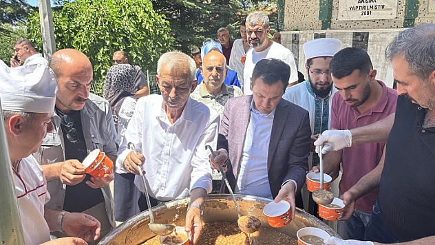 Arapgir'de Aşure İkramı Geleneği Sürdürüldü