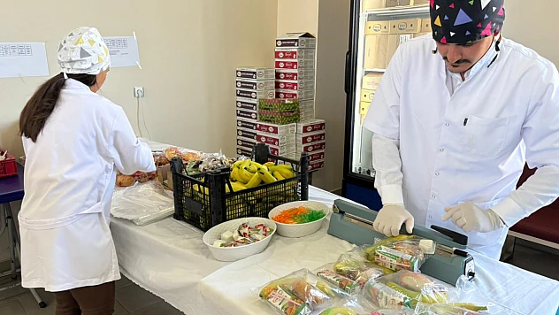 Arguvanlı Öğrencilere Beslenme Desteği