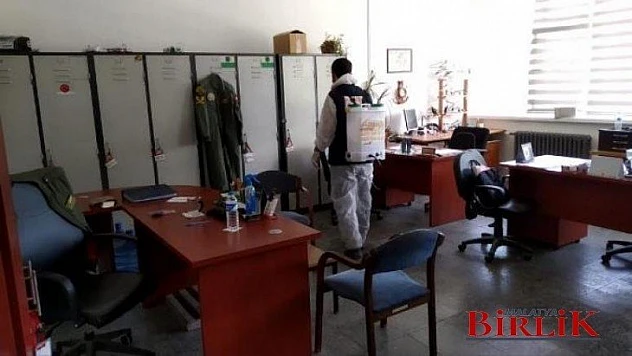 Askeri Kışla koronavirüse Karşı Dezenfekte Edildi