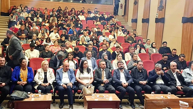 Bağımlılıkla Mücadele' Konulu Programa Yoğun İlgi