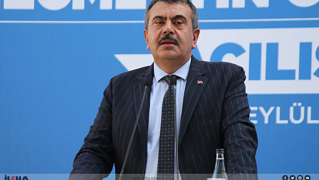 Bakan Tekin: Deprem bölgesinde eğitim altyapısı yeniden inşa ediliyor