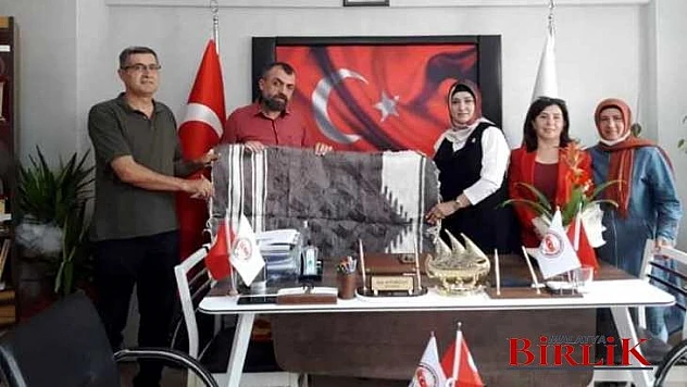 Başkan Akın, Vatanseverler Gençlik Eğitim ve Kültür Derneğini Ziyaret Etti