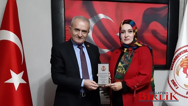 Başkan Ayşe Alpaslan, Biz Büyük Bir Aileyiz