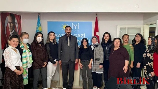 Başkan Bükte, Yaşam Kadın İle Başlar