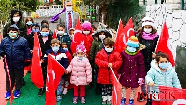 Başkan Çınar'dan 23 Nisan Ulusal Egemenlik ve Çocuk Bayramı Kutlama Mesajı