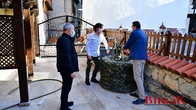 Başkan Çınar, İl Milli Eğitim Müdürü Kanbay'ı Tarihi Konaklarda Ağırladı