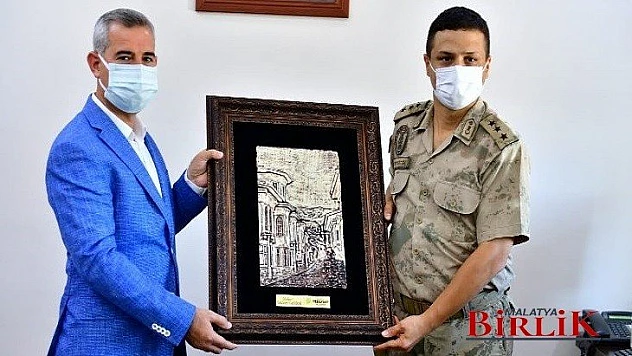 Başkan Çınar, İl Ve İlçe Jandarma Komutanlıklarını Ziyaret Etti