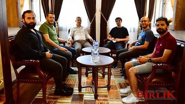 Başkan Çınar, 'Koku' Filminin Oyuncularını Misafir Etti