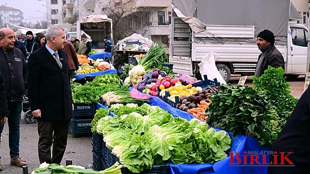 Başkan Çınar, Pazarcı Esnafını Ziyaret Ederek Taleplerini Dinledi