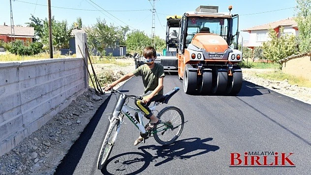 Başkan Çınar, Şahnahan'da Ki Yol Yenileme Hizmetlerini İnceledi