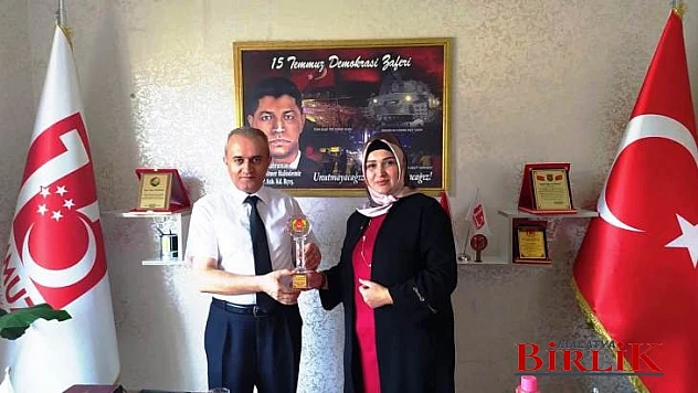 Başkan Dağ, Başkan Ayşe Alpaslan, Çok Önemli İşler Yapıyor