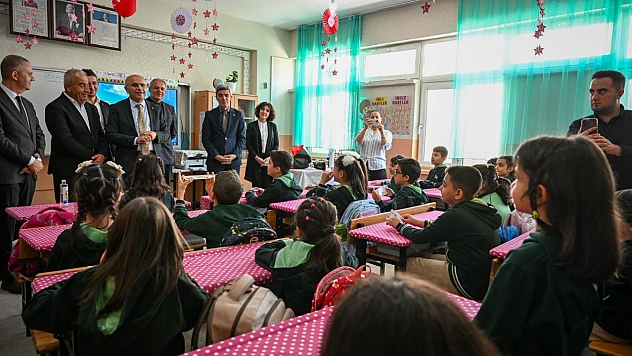 Başkan Er, 'Çocuklarımızın Geleceği İçin Çalışıyoruz'
