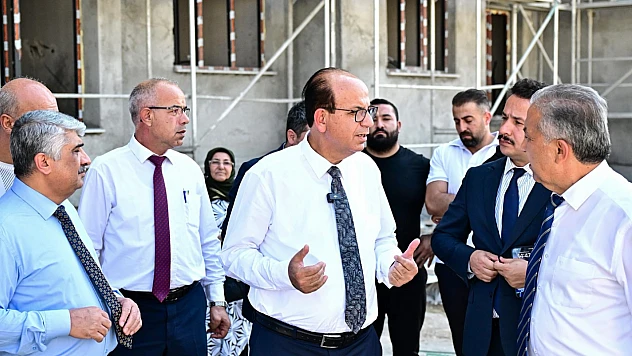 Başkan Geçit, Yeşil Yaşam Evleri (Kentsel Dönüşüm) İnşaatını İnceledi