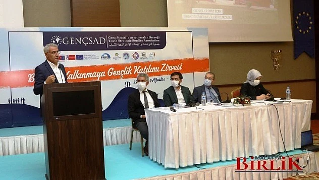 Başkan Güder, 81 İlden Malatya'ya Gelen Gençlerle Buluştu