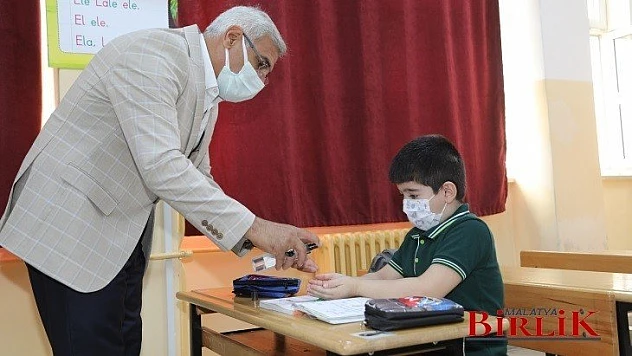 Başkan Güder, Bakan Selçuk'a Verdiği Sözü Yerine Getirdi