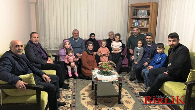 Başkan Güder, Battalgazi'de Çalmadık Kapı Girilmedik Ev Bırakmıyor